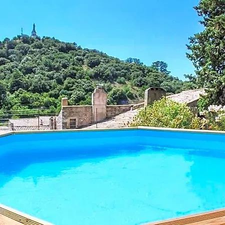 Bed & Breakfast Les Jardins De La Cathedrale D Hotes De Groupe 3*